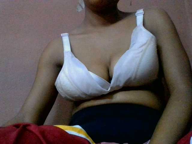 lydia11 live cam on BongaCams