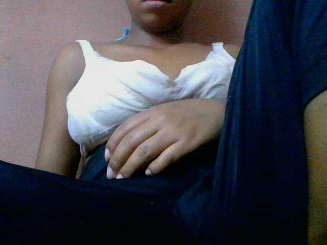 lydia11 live cam on BongaCams