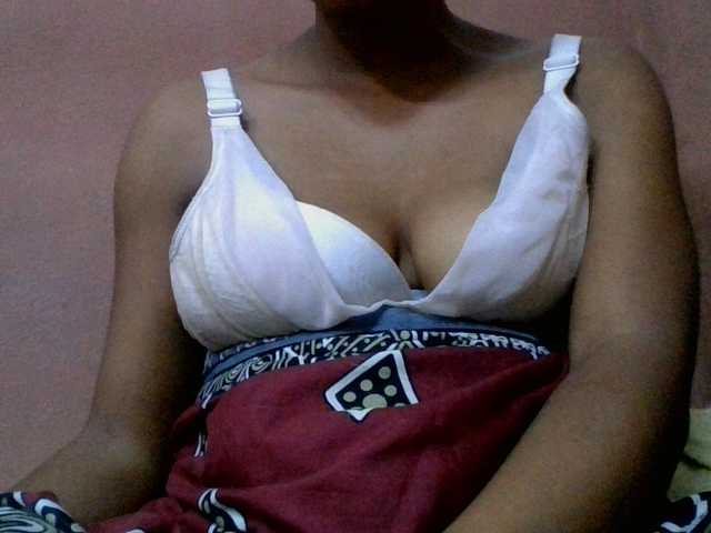 lydia11 live cam on BongaCams