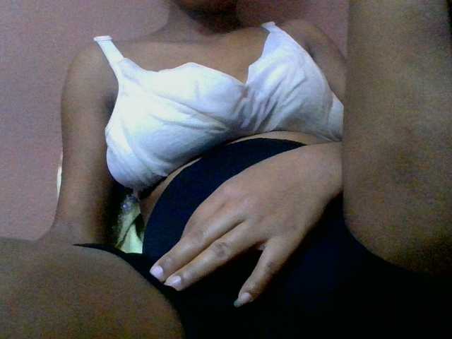 lydia11 live cam on BongaCams