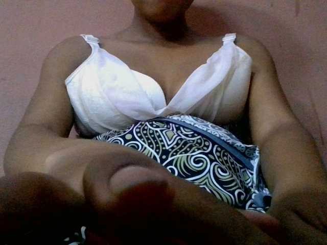 lydia11 live cam on BongaCams