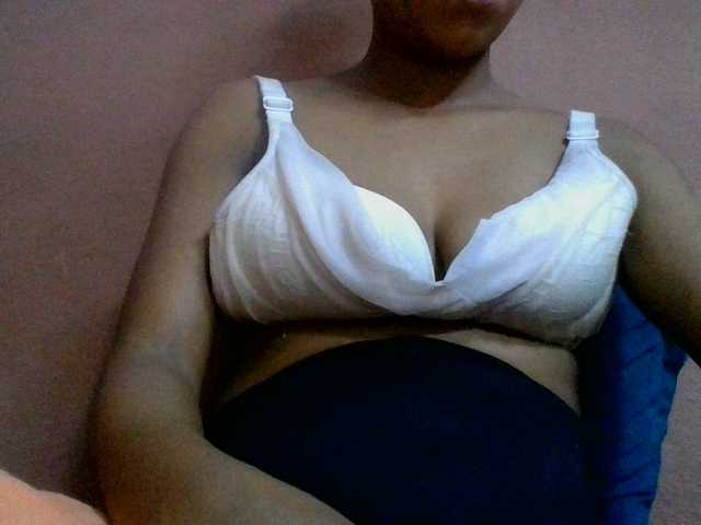 lydia11 live cam on BongaCams
