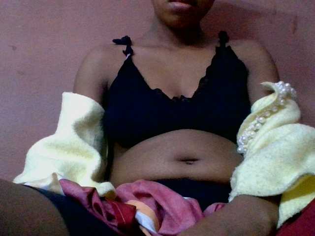 lydia11 live cam on BongaCams