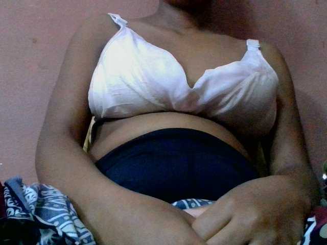 lydia11 live cam on BongaCams
