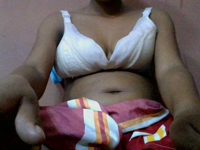lydia11 live cam on BongaCams