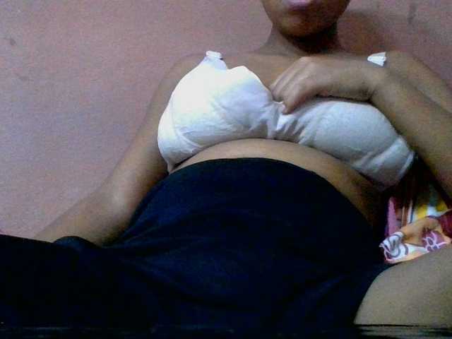 lydia11 live cam on BongaCams