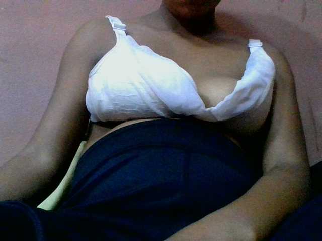 lydia11 live cam on BongaCams