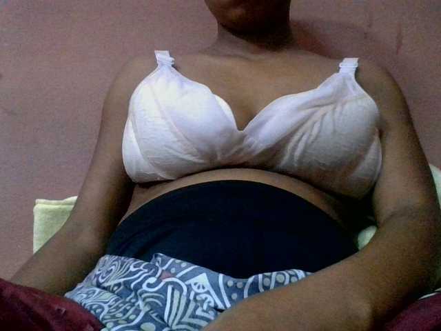 lydia11 live cam on BongaCams