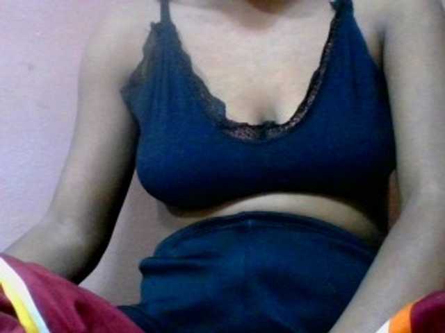 lydia11 live cam preview