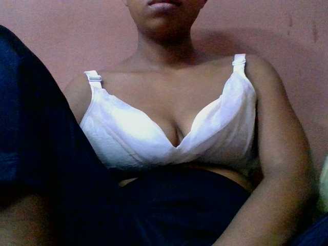 lydia11 live cam on BongaCams