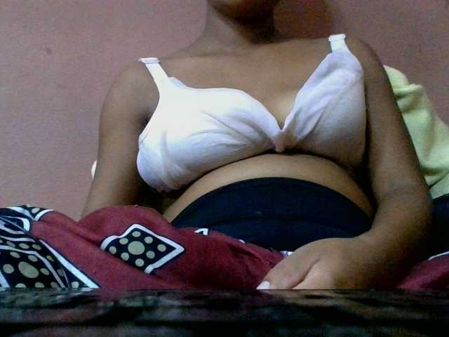 lydia11 live cam on BongaCams