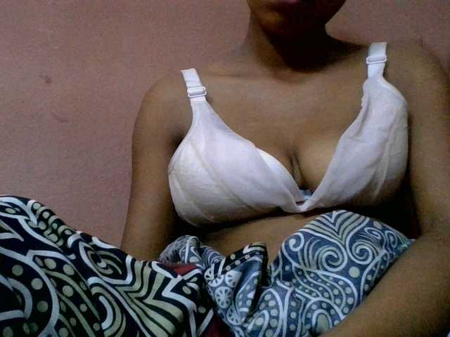 lydia11 live cam on BongaCams