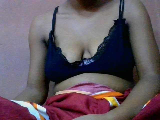 lydia11 live cam on BongaCams