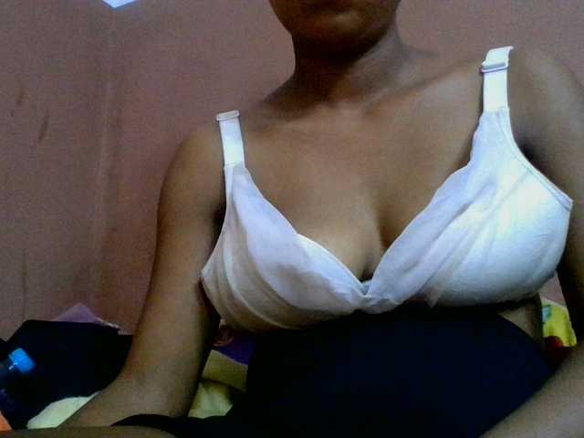 lydia11 live cam on BongaCams