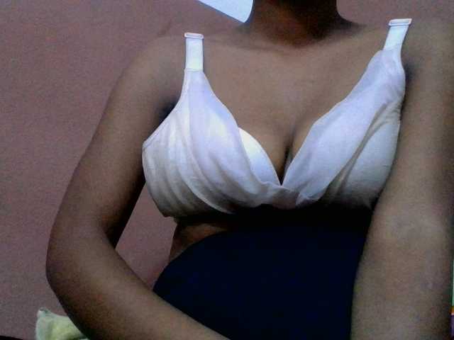 lydia11 live cam on BongaCams