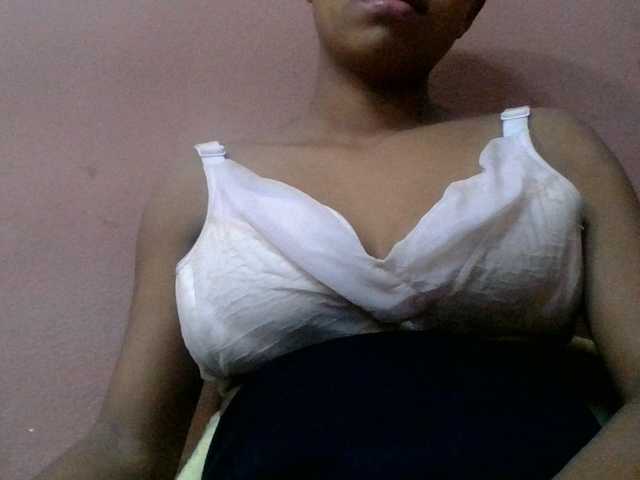 lydia11 live cam on BongaCams