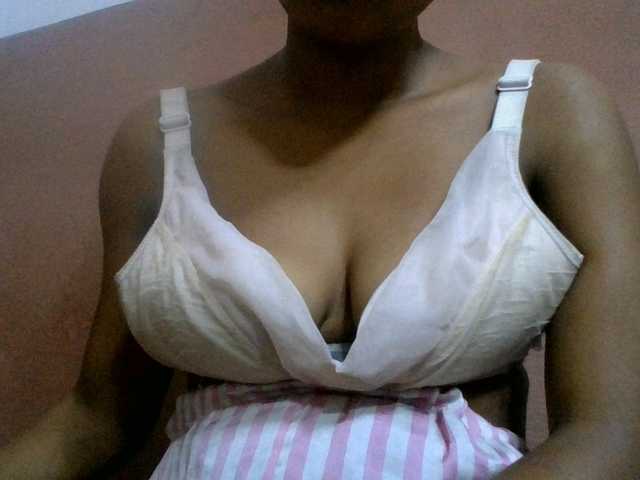 lydia11 live cam preview