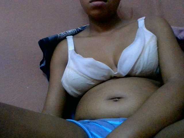 lydia11 live cam on BongaCams