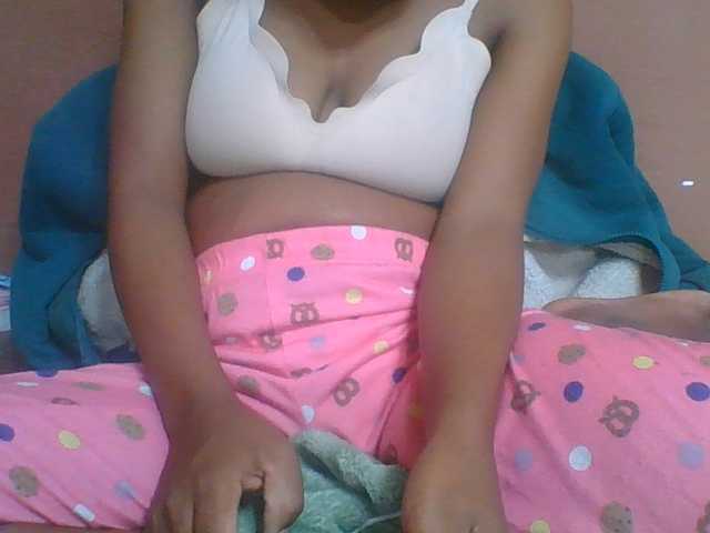 lydia11 live cam on BongaCams