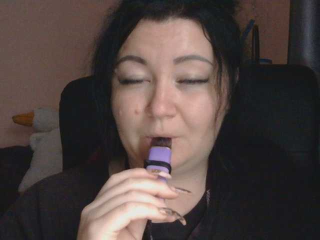 Medjik-lool live cam on BongaCams