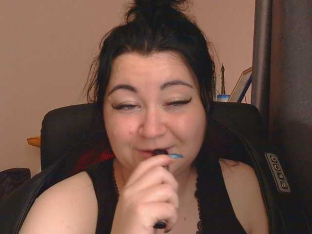 Medjik-lool live cam on BongaCams