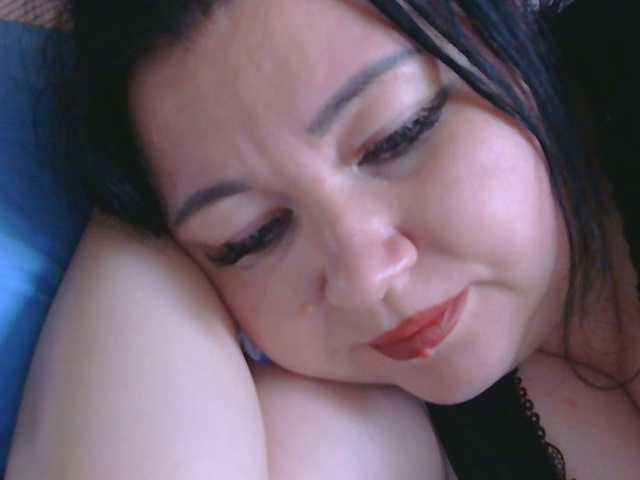 Medjik-lool live cam on BongaCams