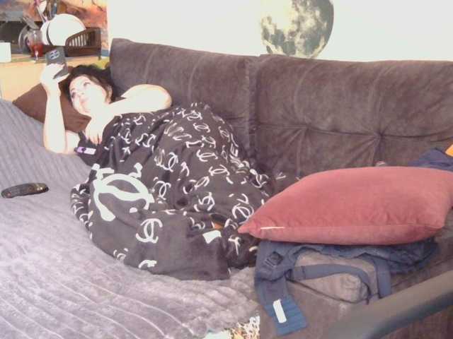 Medjik-lool live cam on BongaCams