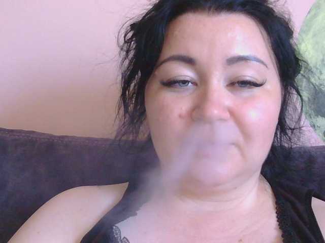 Medjik-lool live cam on BongaCams