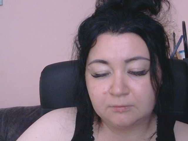 Medjik-lool live cam on BongaCams