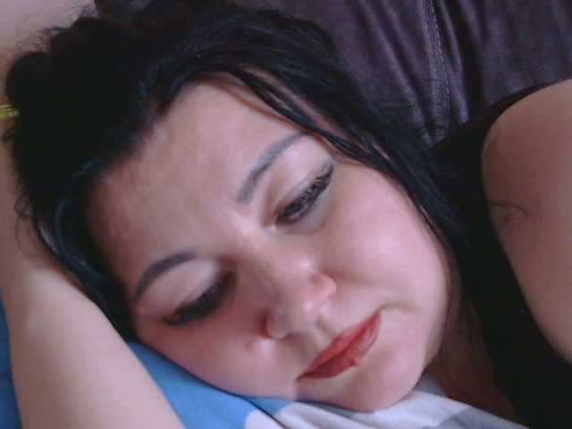 Medjik-lool live cam on BongaCams