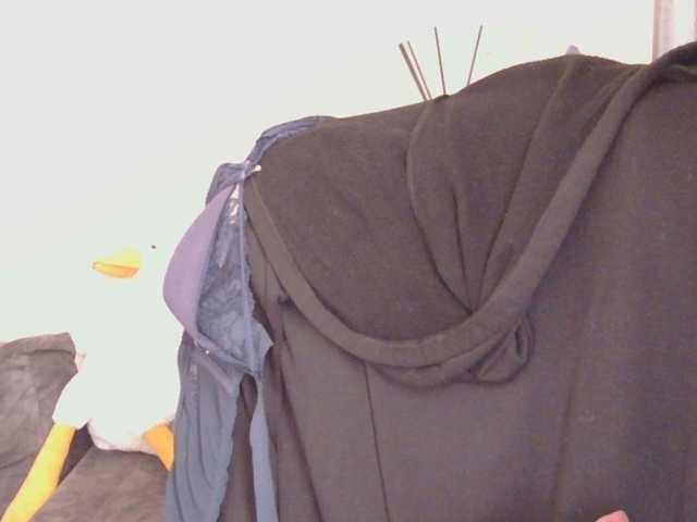 le modèle Ornotores_wers est en webcam porno dans un show sur le site bongacams, il possède les tags suivants: White/Caucasian,Brunette,Shaved