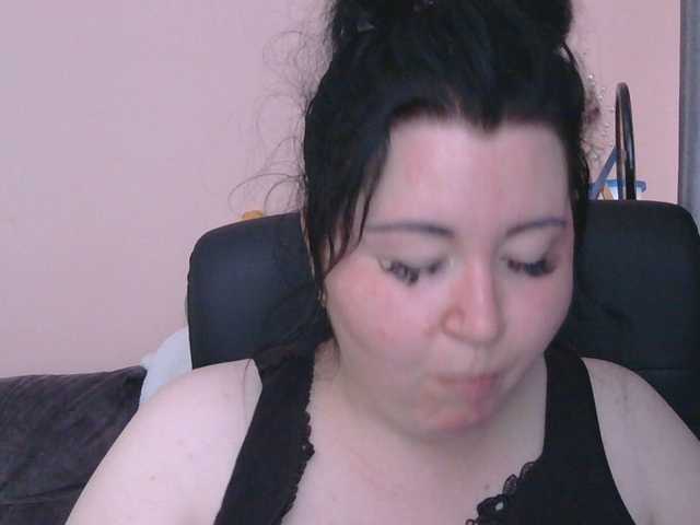 Medjik-lool live cam on BongaCams