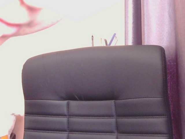 Medjik-lool live cam on BongaCams