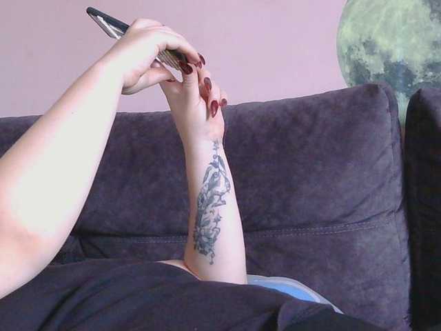 Medjik-lool live cam on BongaCams