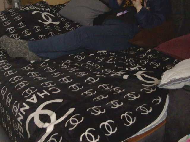 Medjik-lool live cam on BongaCams