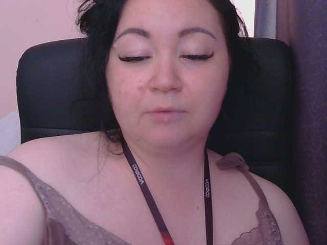 Medjik-lool live cam on BongaCams