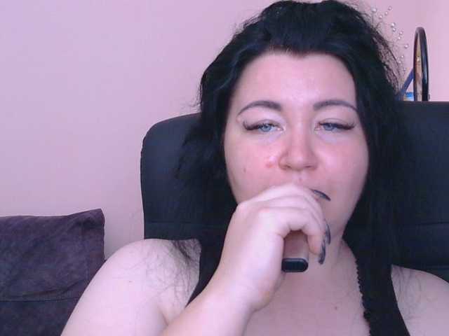 Medjik-lool live cam on BongaCams
