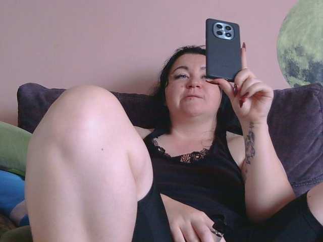 Medjik-lool live cam on BongaCams