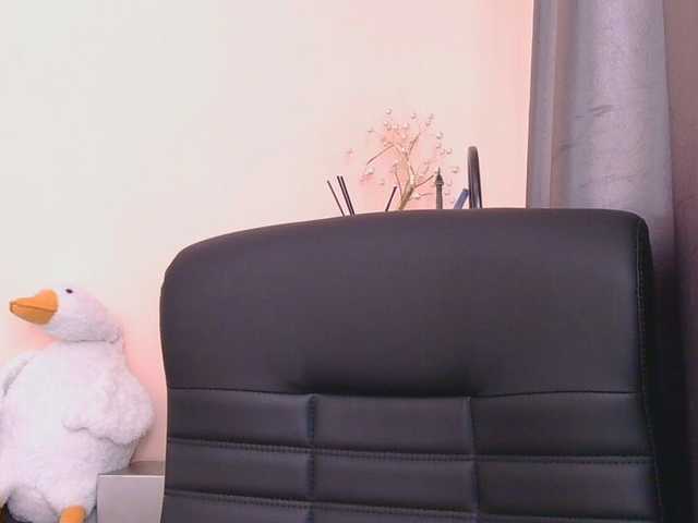 Medjik-lool live cam on BongaCams