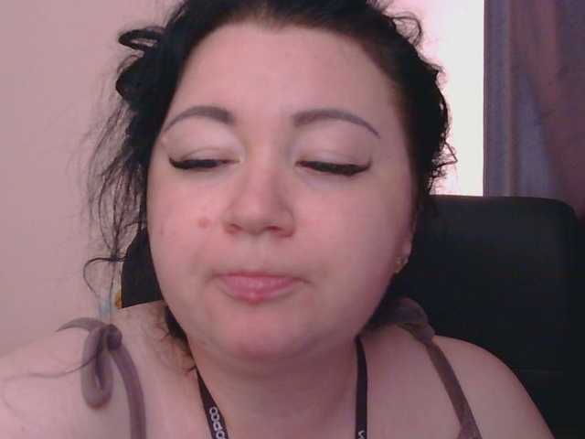 Medjik-lool live cam on BongaCams