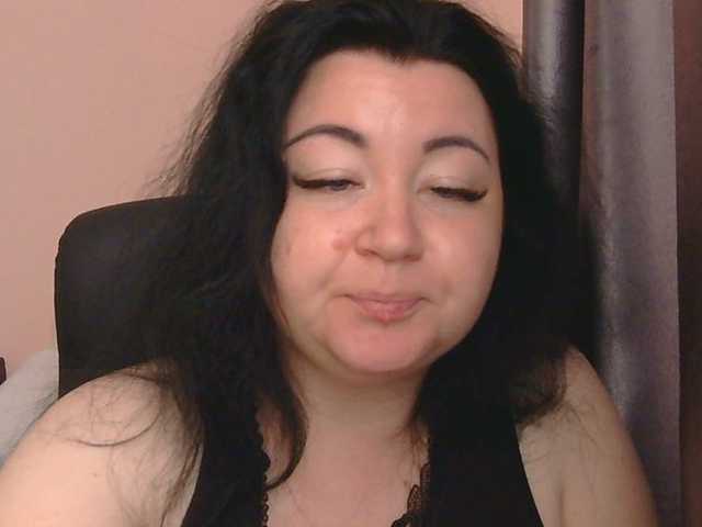 Medjik-lool live cam on BongaCams