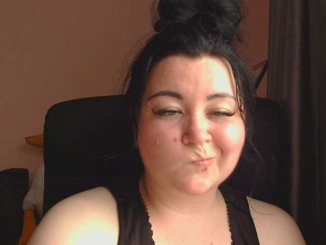 Medjik-lool live webcam show