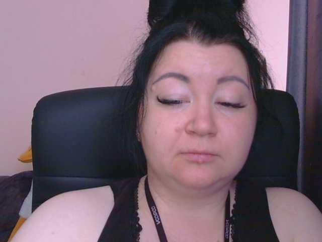 Medjik-lool live cam on BongaCams