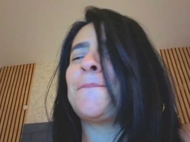 candela-collins live cam on BongaCams