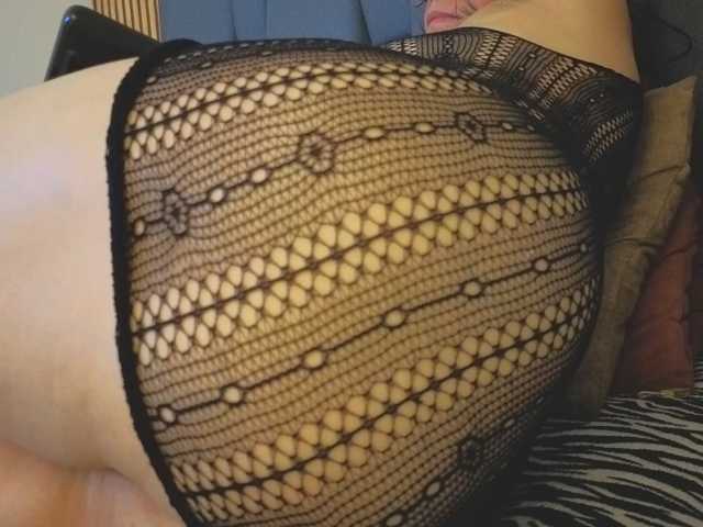 candela-collins live cam on BongaCams