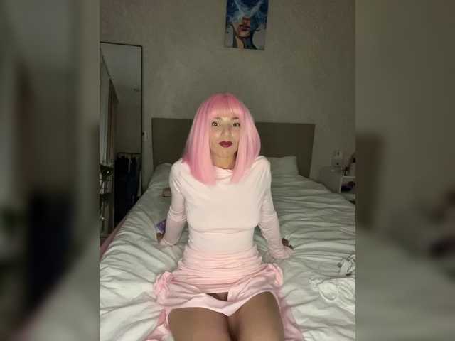 CyberNika live cam on BongaCams