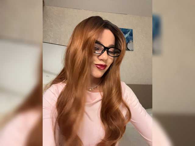 CyberNika live cam on BongaCams