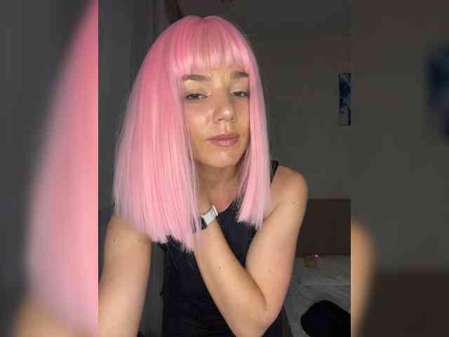 CyberNika webcam