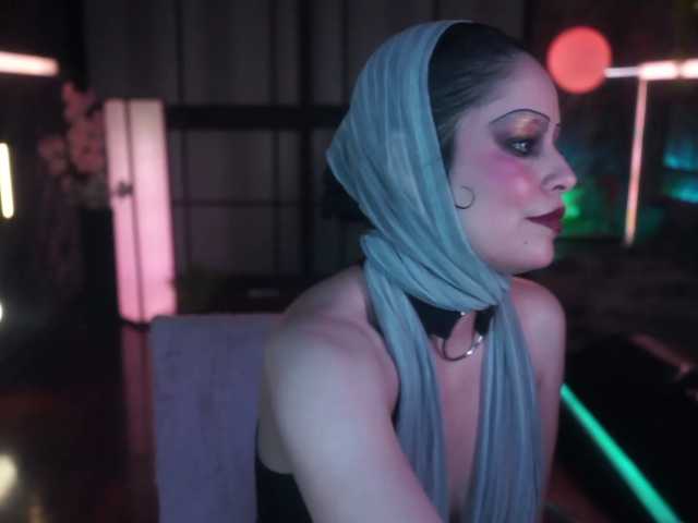 Alessa-Goreng, en vivo ahora en BongaCams