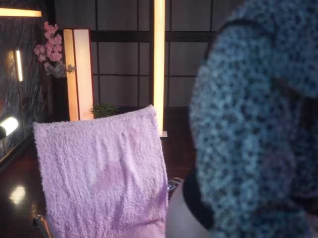 Alessa-Goreng live cam on BongaCams